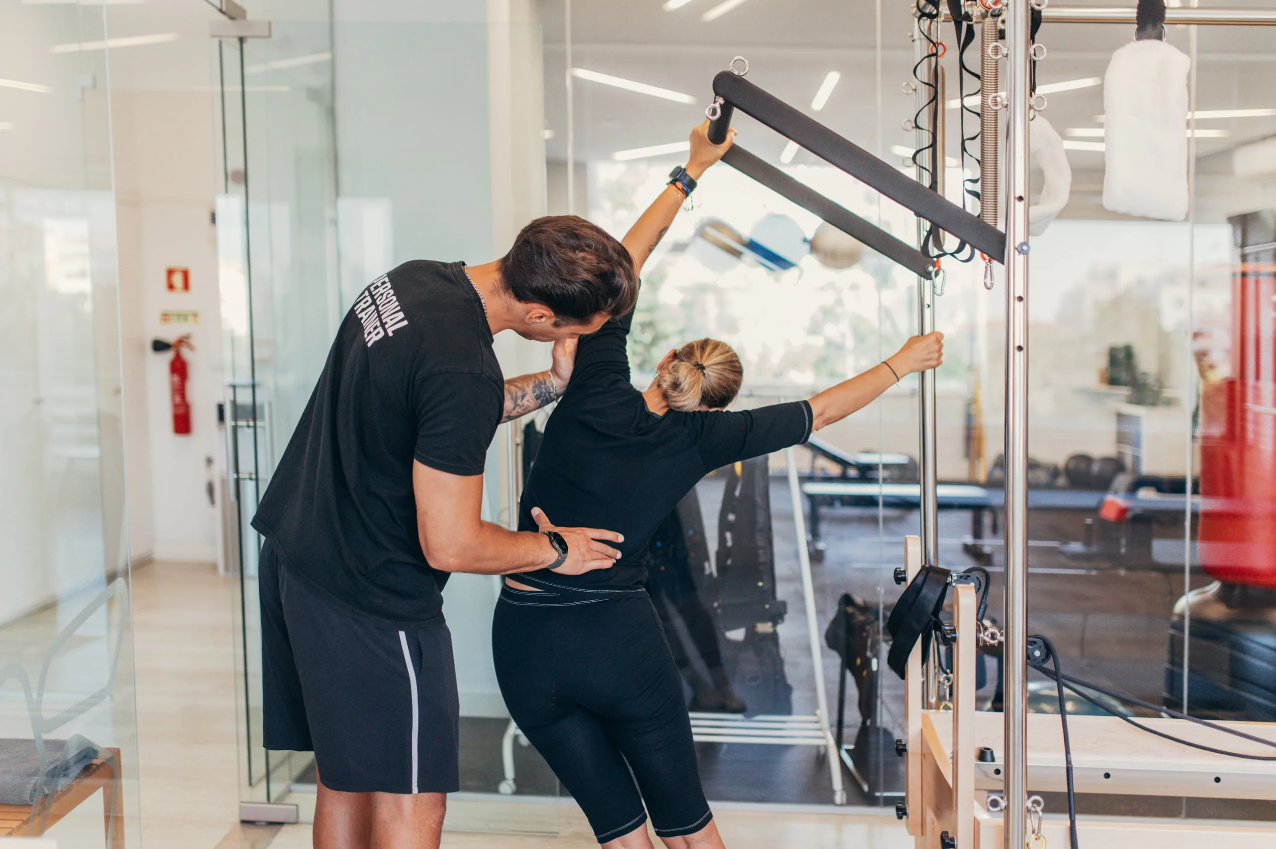 Aula individual de Pilates Reformer com Personal Trainer